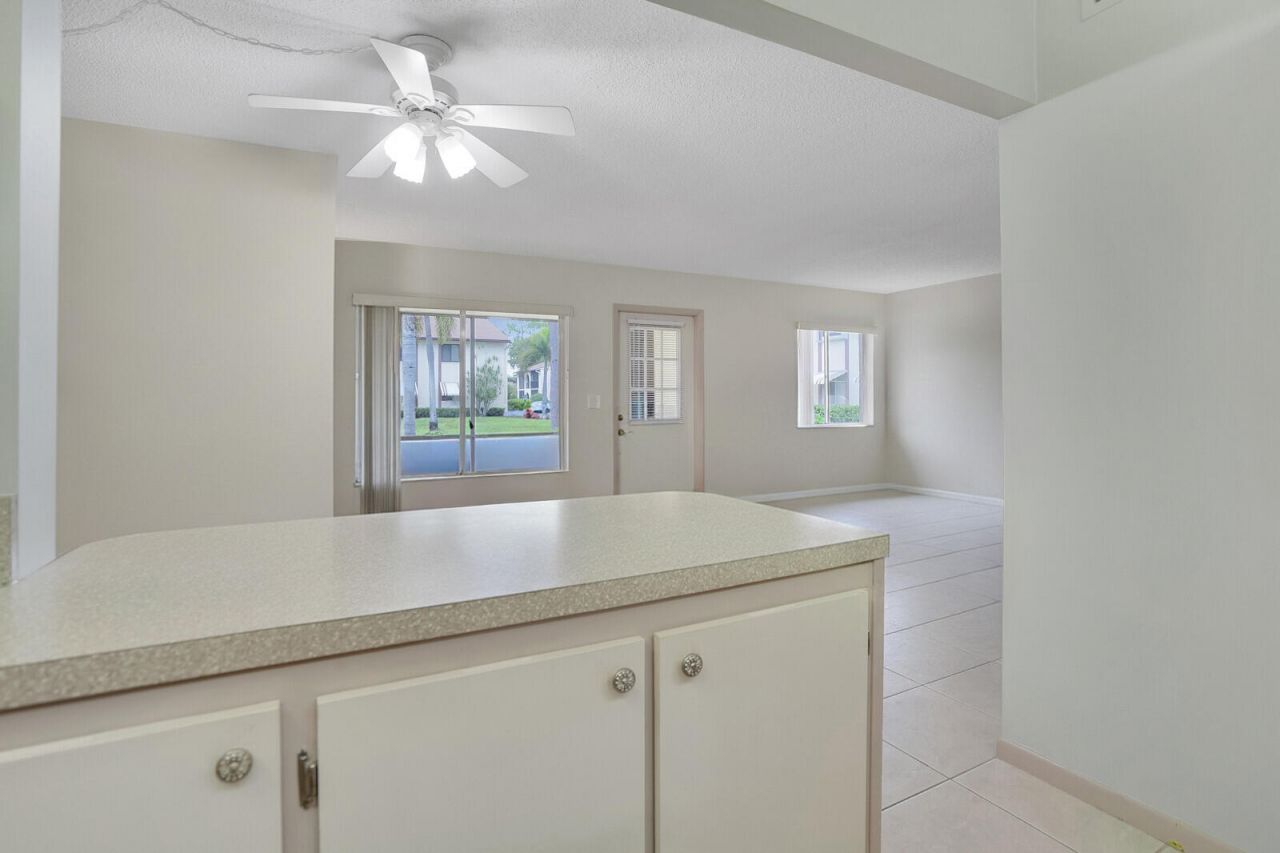 331 Knotty Pine Circle, Unit C-1, Greenacres, FL 33463 Photo