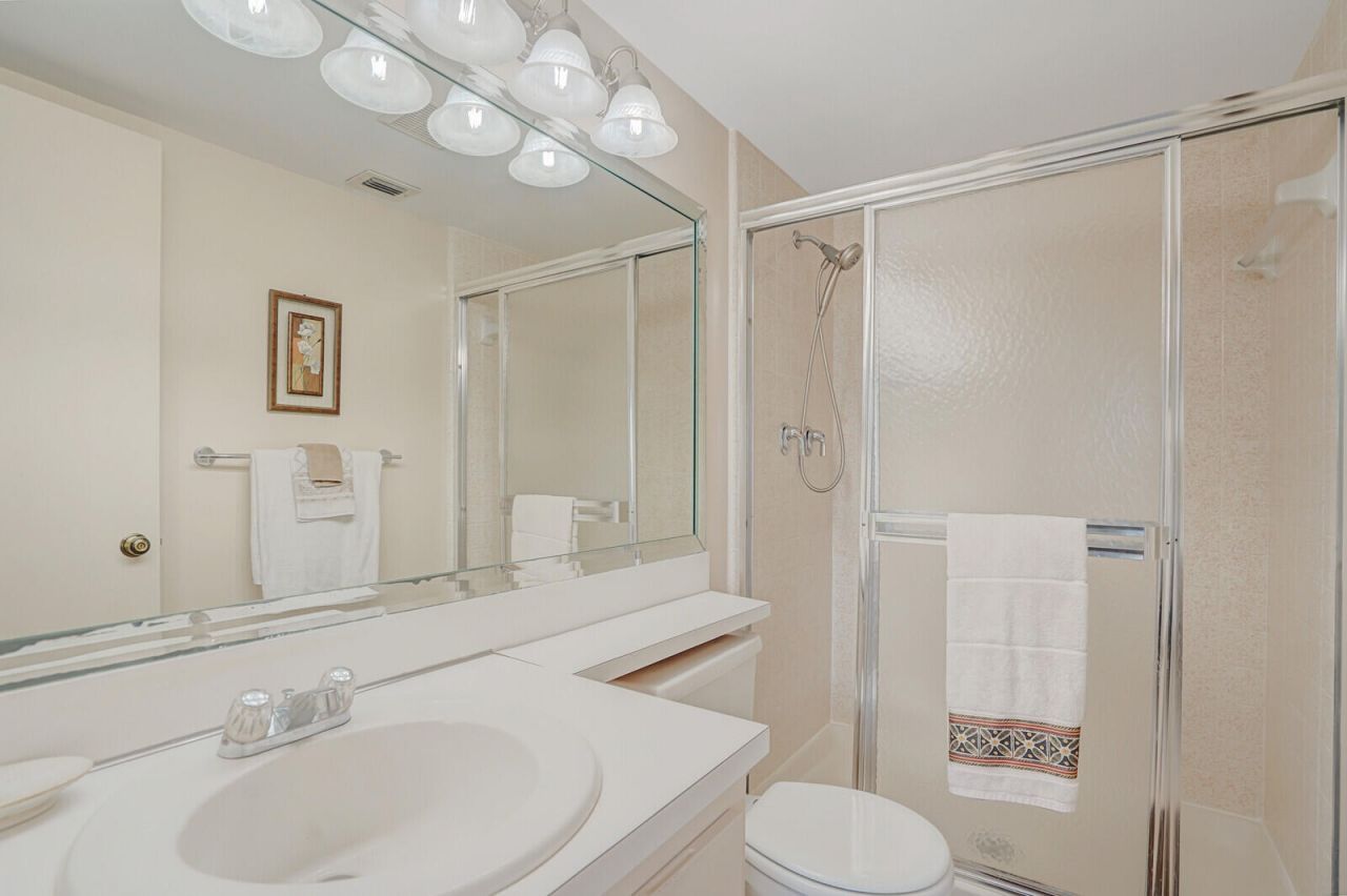 331 Knotty Pine Circle, Unit C-1, Greenacres, FL 33463 Photo