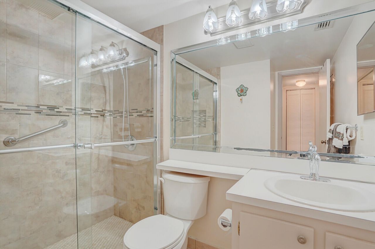 331 Knotty Pine Circle, Unit C-1, Greenacres, FL 33463 Photo