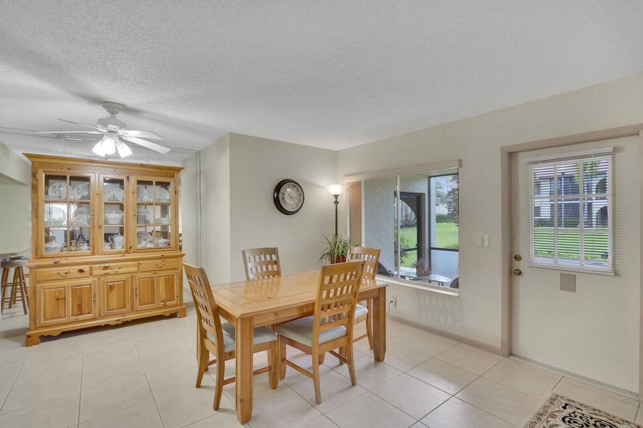331 Knotty Pine Circle, Unit C-1, Greenacres, FL 33463 Photo