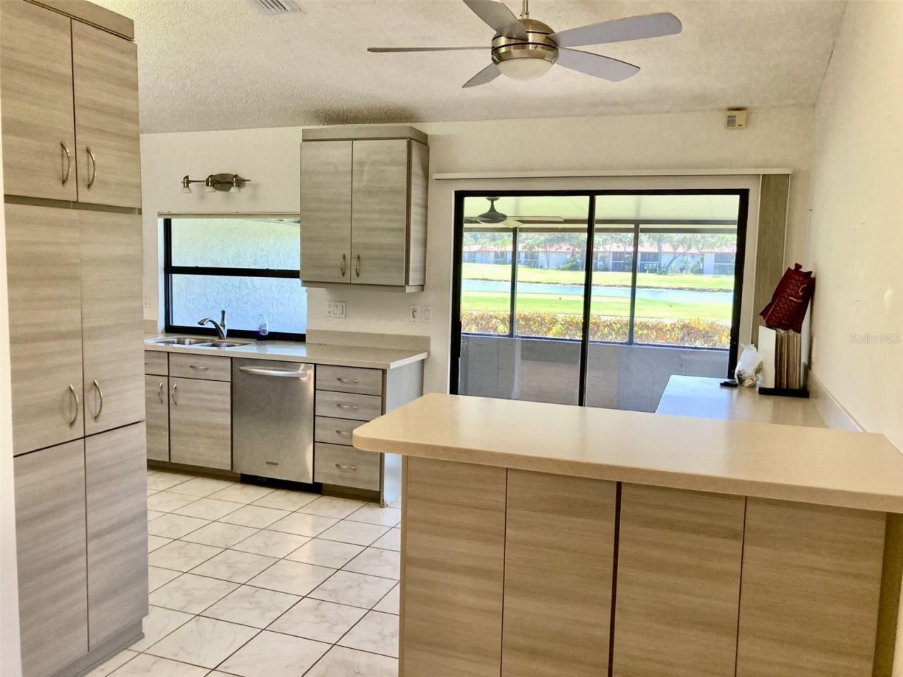 3407 Avenida Madera, Unit A, Bradenton, FL 34210 Photo