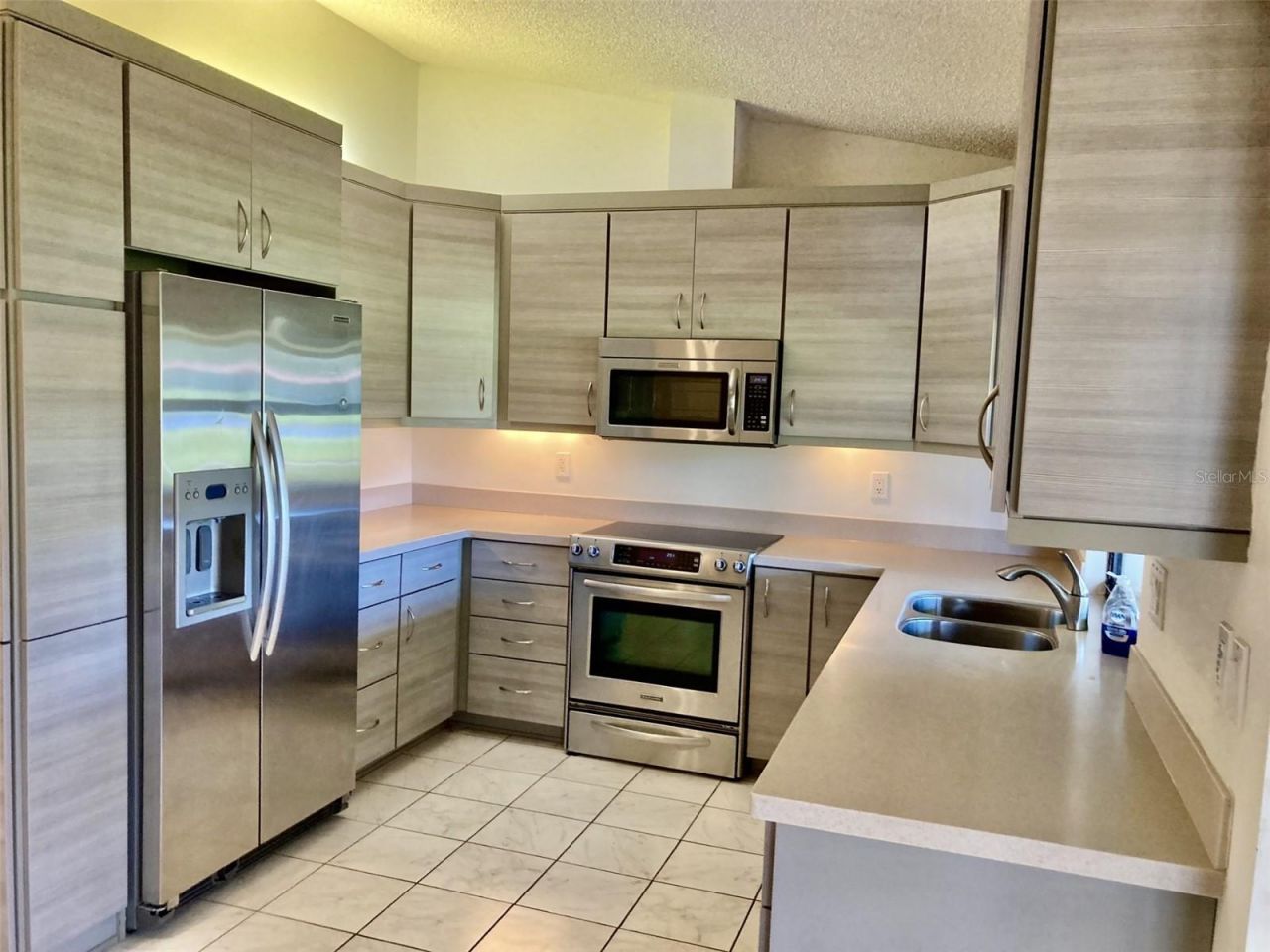 3407 Avenida Madera, Unit A, Bradenton, FL 34210 Photo