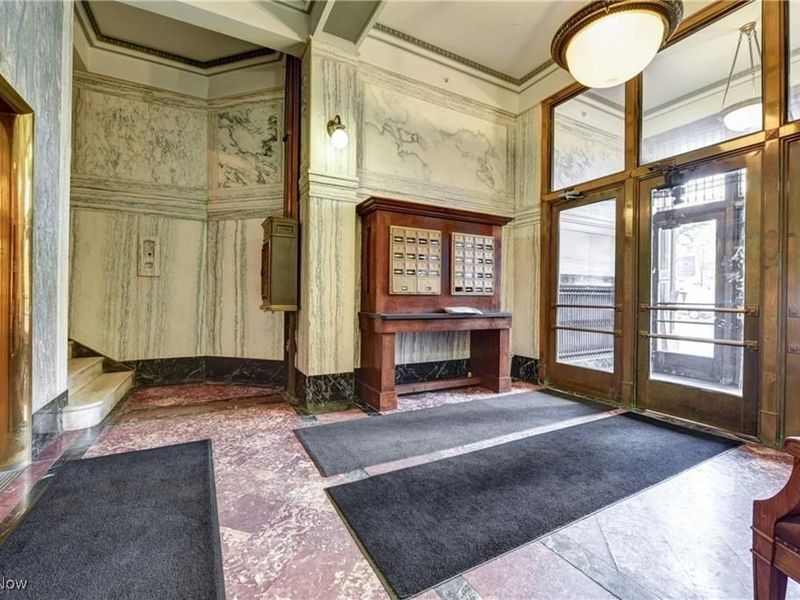 140 Public Square, Unit 803, Cleveland, OH 44114 Photo 3