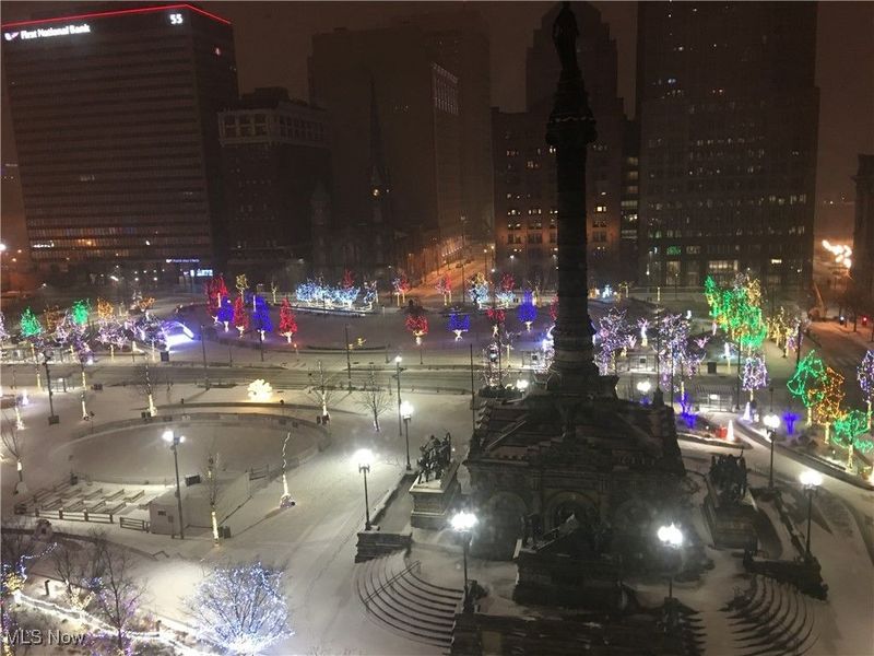 140 Public Square, Unit 803, Cleveland, OH 44114 Photo 32