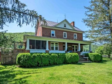 187 Leonard Lane, Franklin, WV 26807