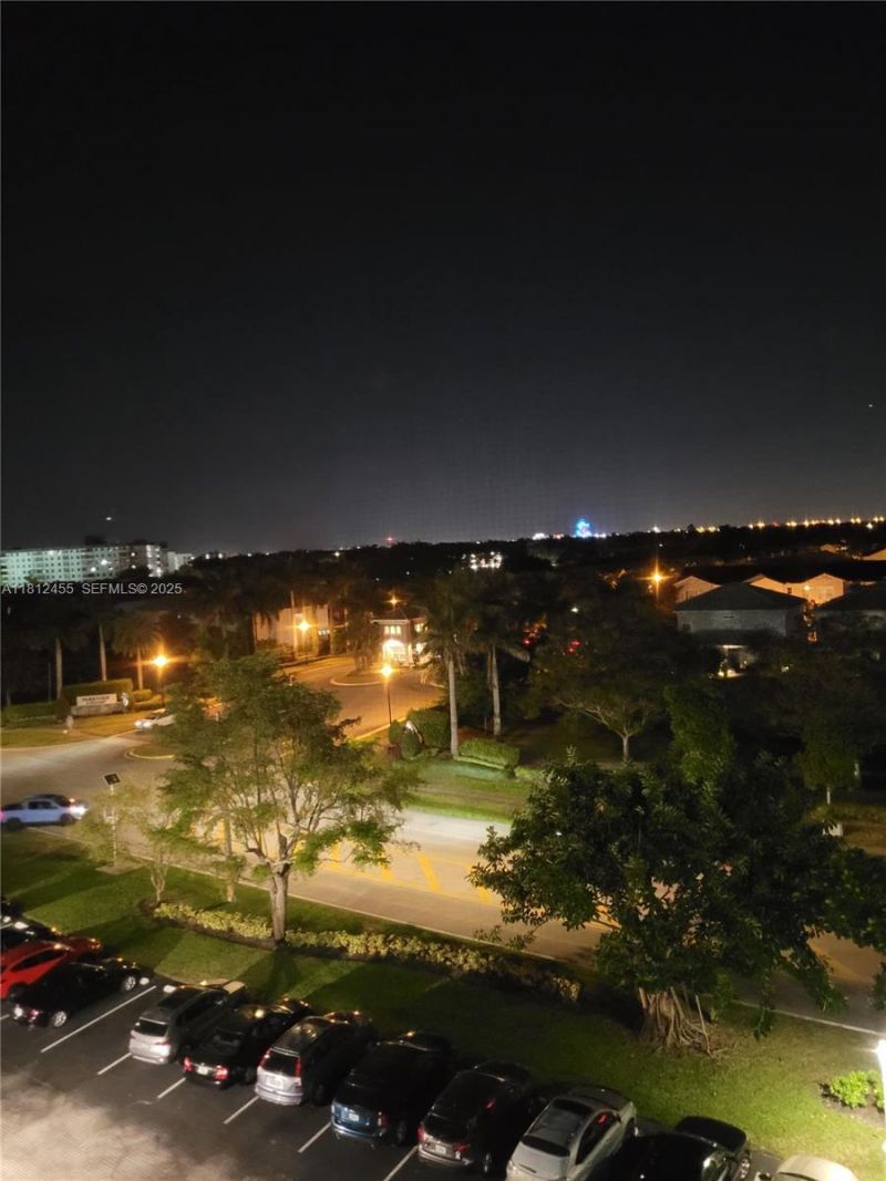 4330 Hillcrest Dr, Unit 619, Hollywood, FL 33021 Photo