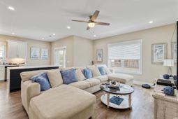 141 Marblehead Dr. photo 4