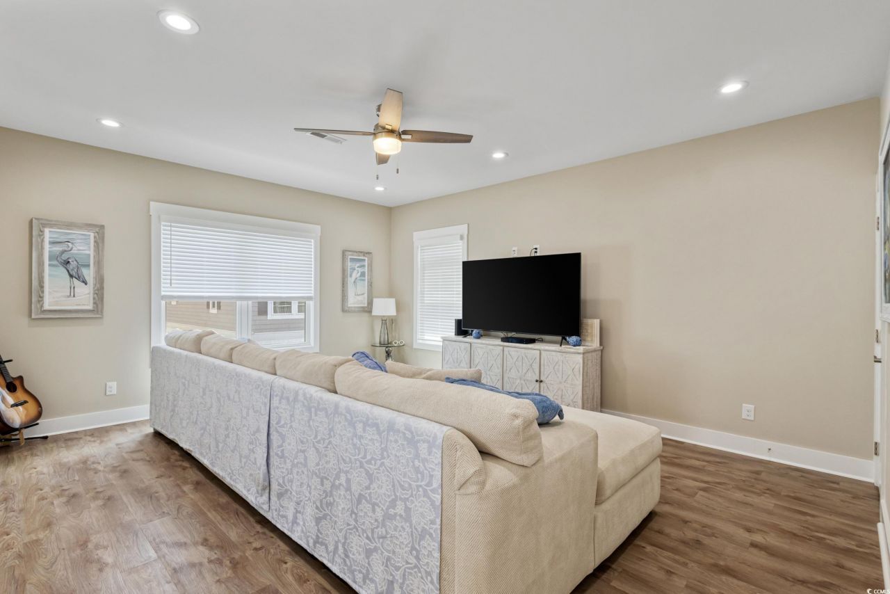 141 Marblehead Dr. Photo 4