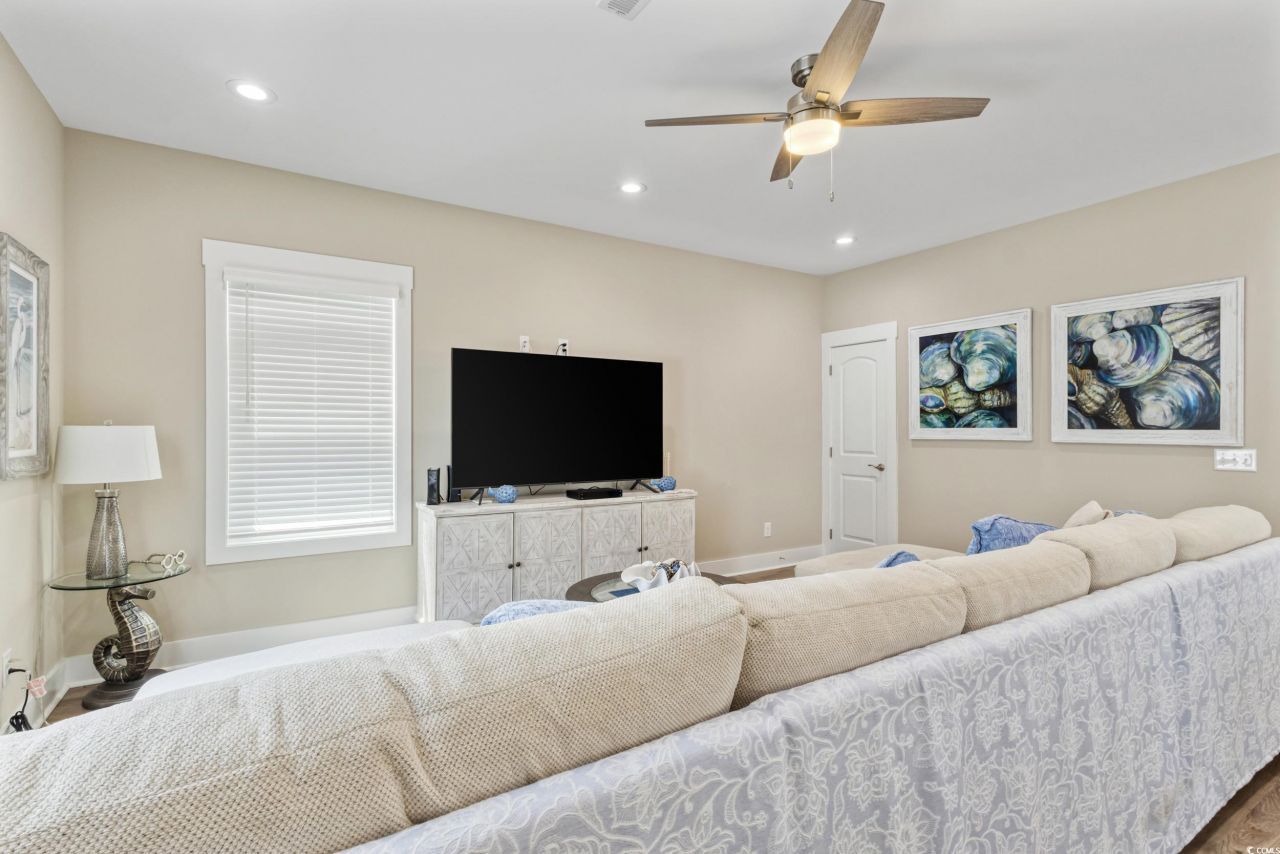 141 Marblehead Dr. Photo 5