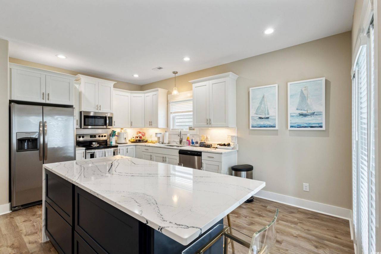 141 Marblehead Dr. Photo 6