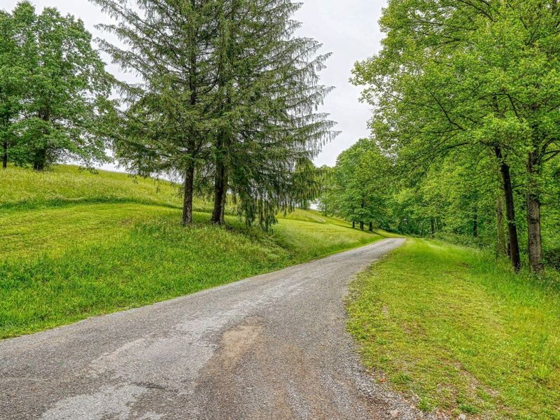 10057 State Route 776, Jackson, OH 45640 Photo 13