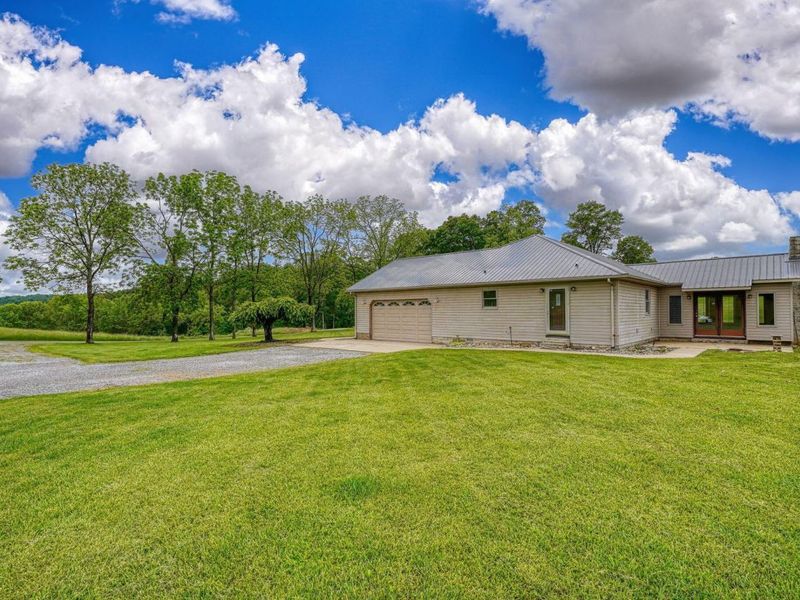 10057 State Route 776, Jackson, OH 45640 Photo 8