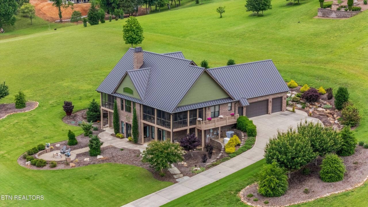 307 W Shore Drive, Rockwood, TN 37854 Main Photo