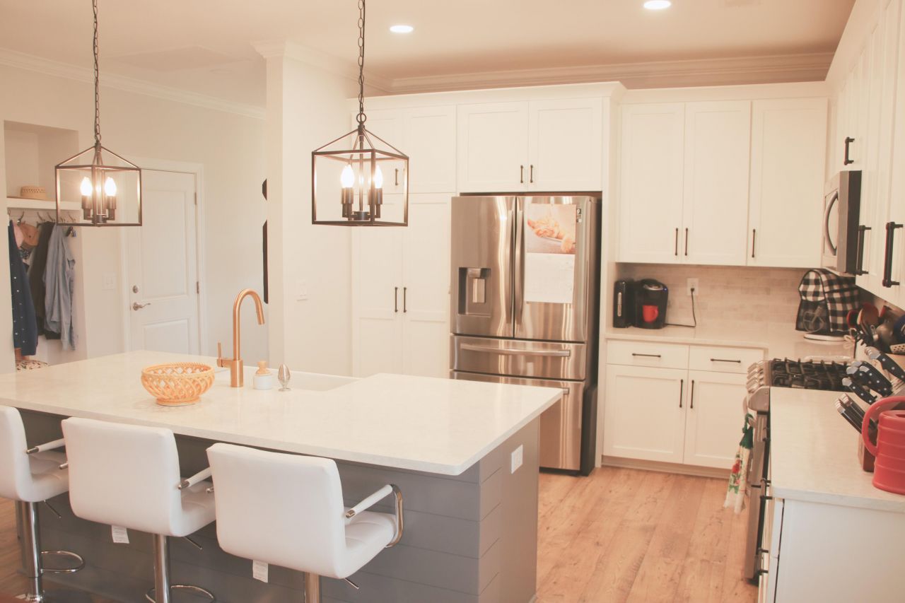 683 Yellow Leaf Lane Photo 12