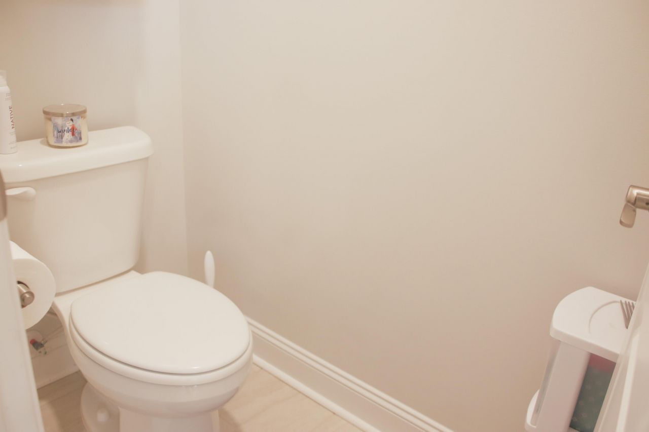 683 Yellow Leaf Lane Photo 20