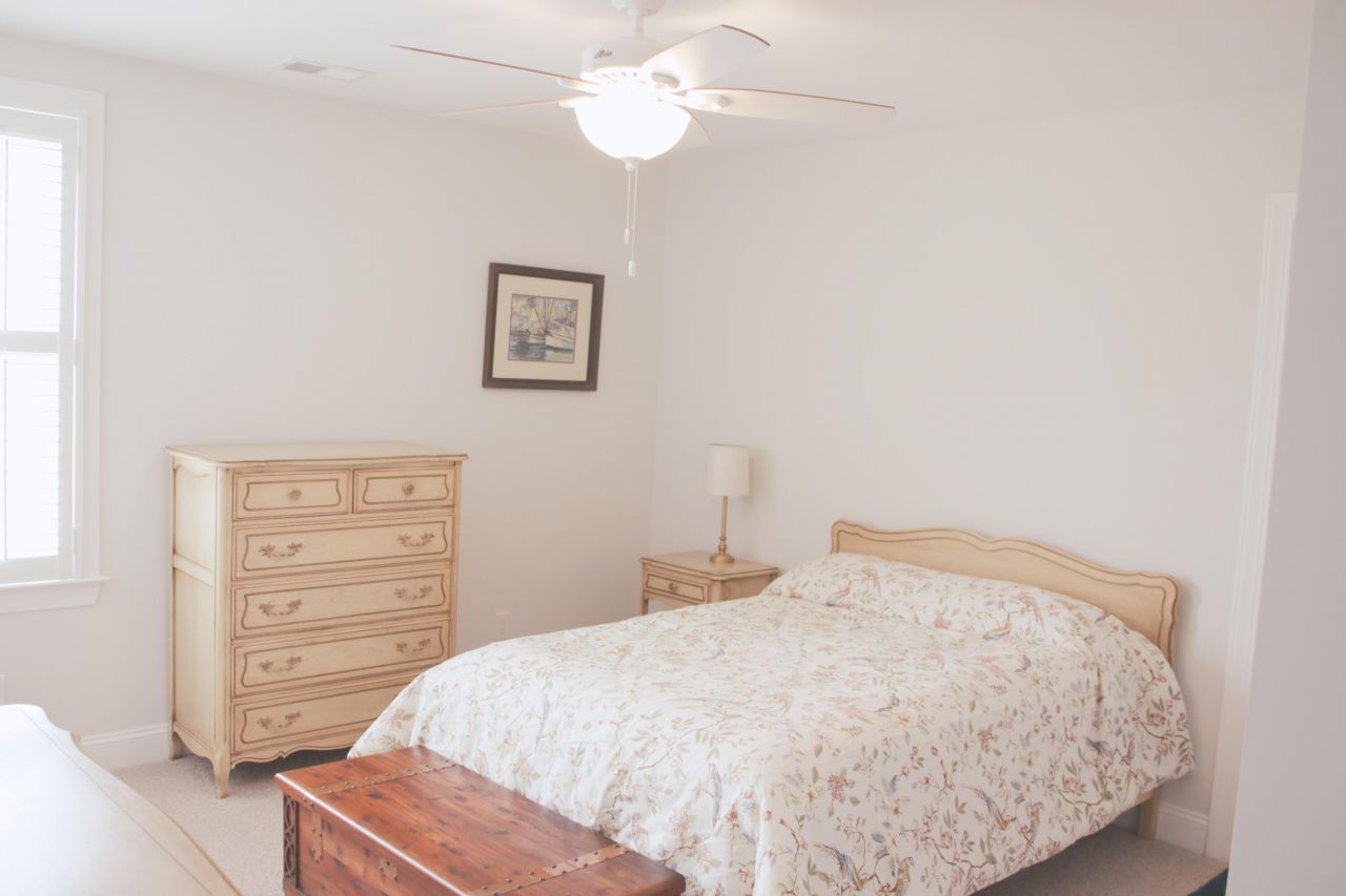 683 Yellow Leaf Lane Photo 26