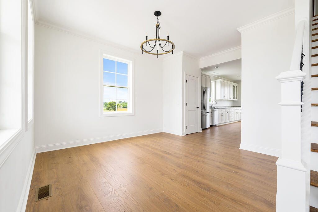 1716 Cravens Street Photo 12