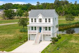 1716 Cravens Street photo 4