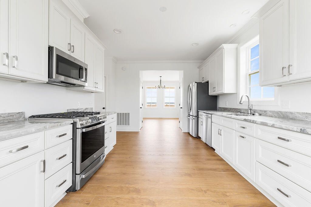 1716 Cravens Street Photo 9