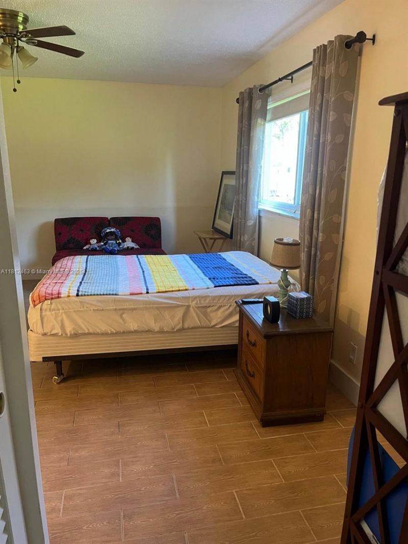 620 NE 12th Ave, Unit 107, Hallandale Beach, FL 33009 Photo