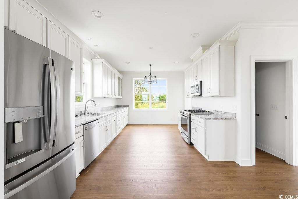 1716 Cravens St. Photo 9