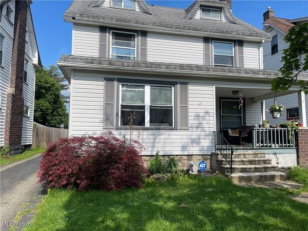 21 Summit Avenue, Niles, OH 44446