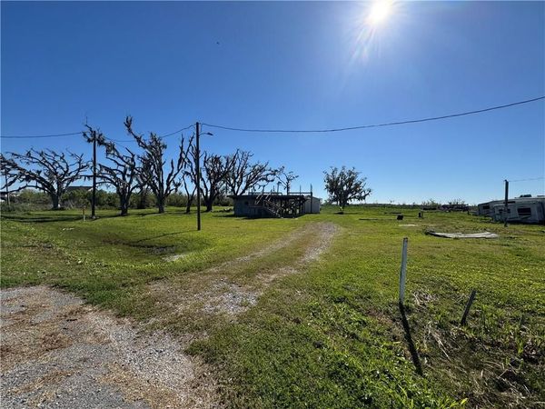 1531 BAYOU DULARGE Road, Theriot, LA 70397