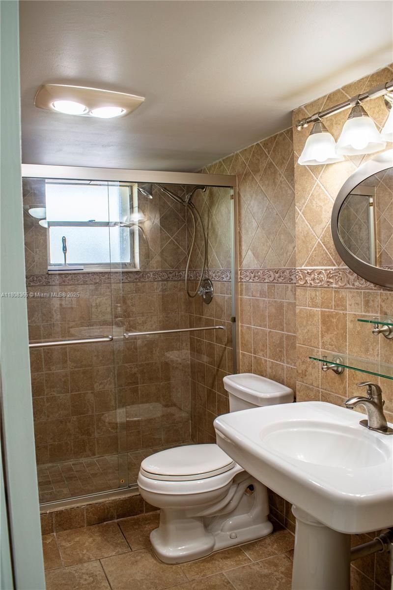 3090 Holiday Springs Blvd, Unit 305, Margate, FL 33063 Photo