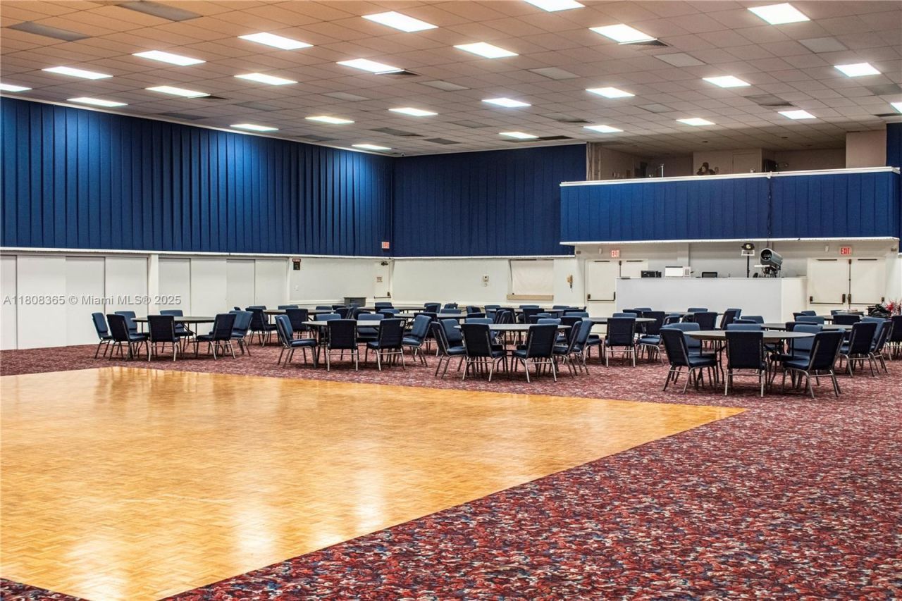 3090 Holiday Springs Blvd, Unit 305, Margate, FL 33063 Photo