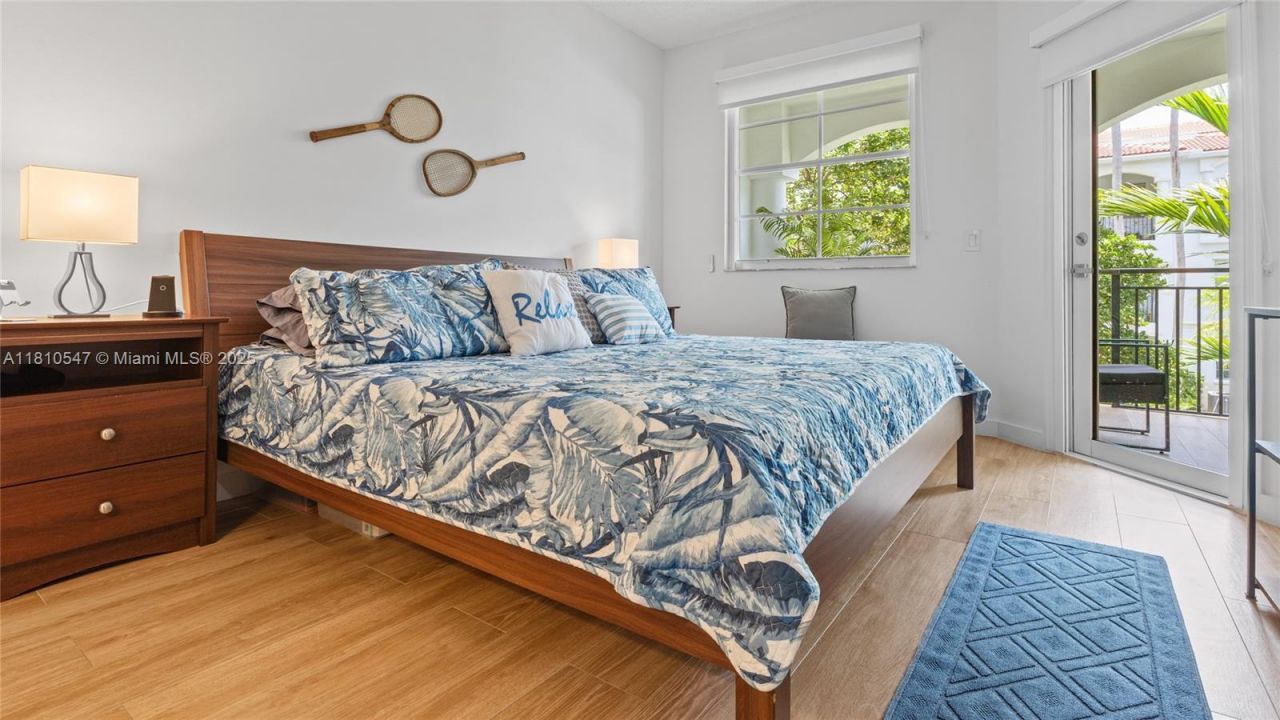 3245 NE 184th St, Unit 13213, Aventura, FL 33160 Photo