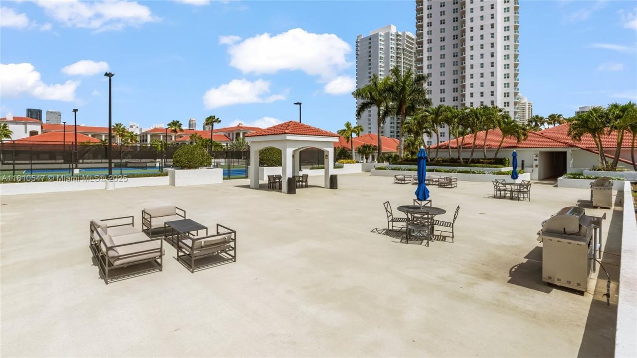 3245 NE 184th St, Unit 13213, Aventura, FL 33160 Photo