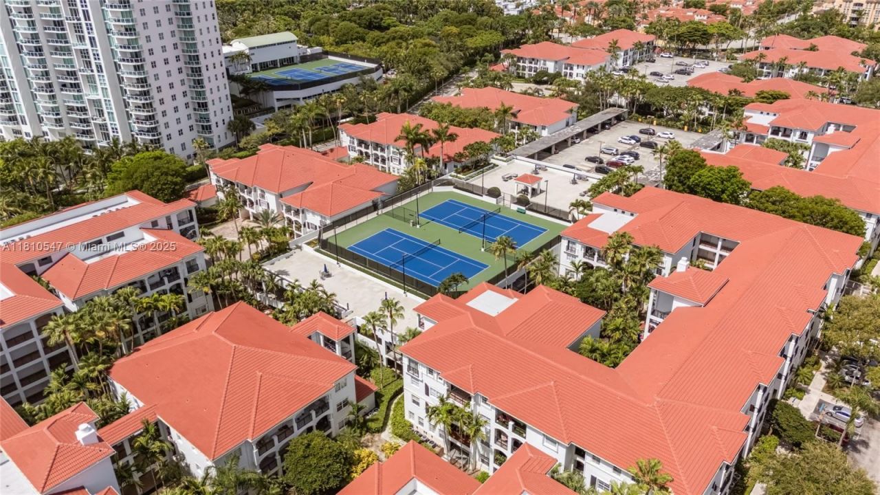 3245 NE 184th St, Unit 13213, Aventura, FL 33160 Photo