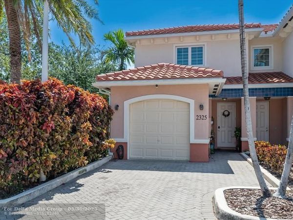 2325 SE 5th Street, Pompano Beach, FL 33062