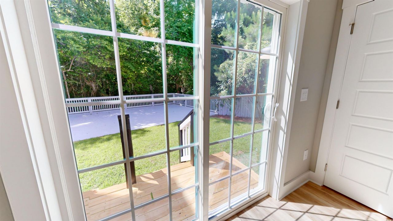 52 Fish Shack Alley Photo 11