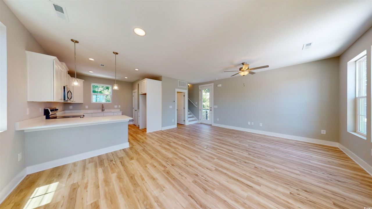 52 Fish Shack Alley Photo 17