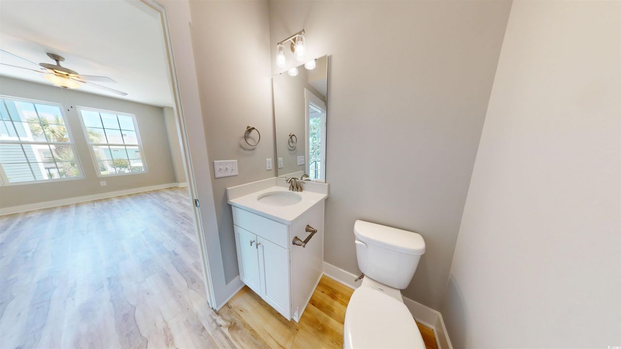 52 Fish Shack Alley Photo 22