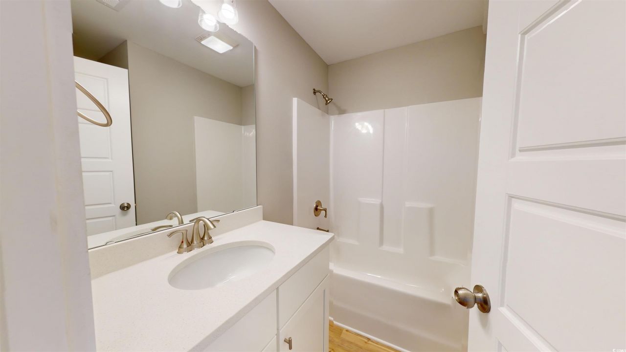 52 Fish Shack Alley Photo 30