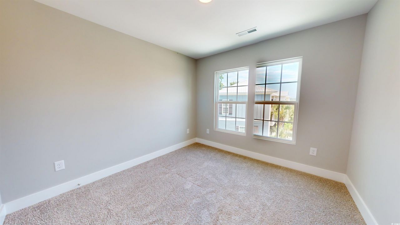 52 Fish Shack Alley Photo 33