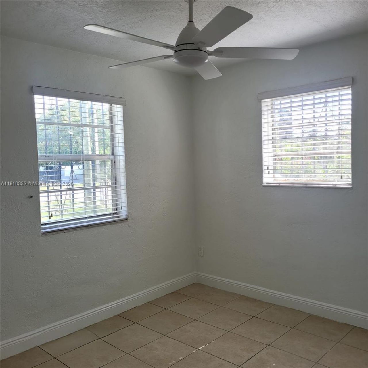 1760 NW 127th St, Miami, FL 33167 Photo