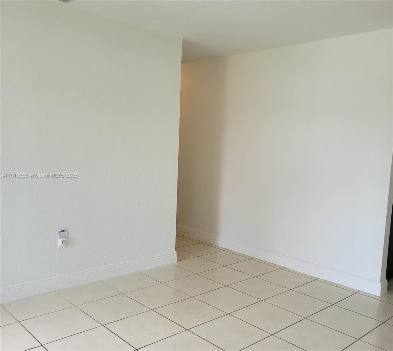 1760 NW 127th St, Miami, FL 33167 Photo