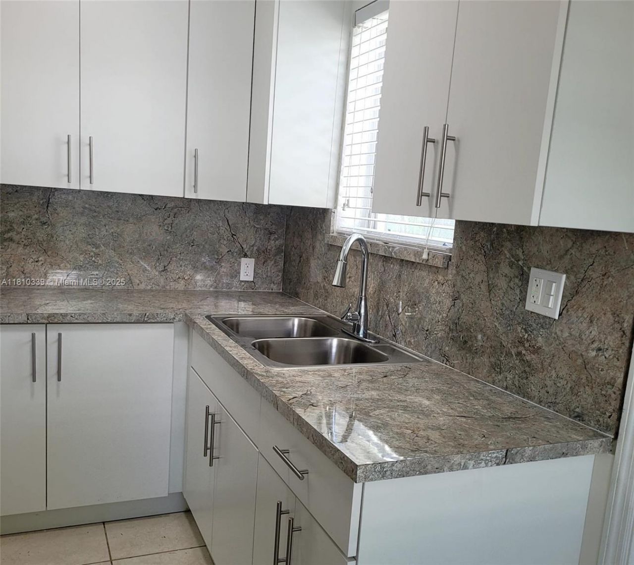 1760 NW 127th St, Miami, FL 33167 Photo