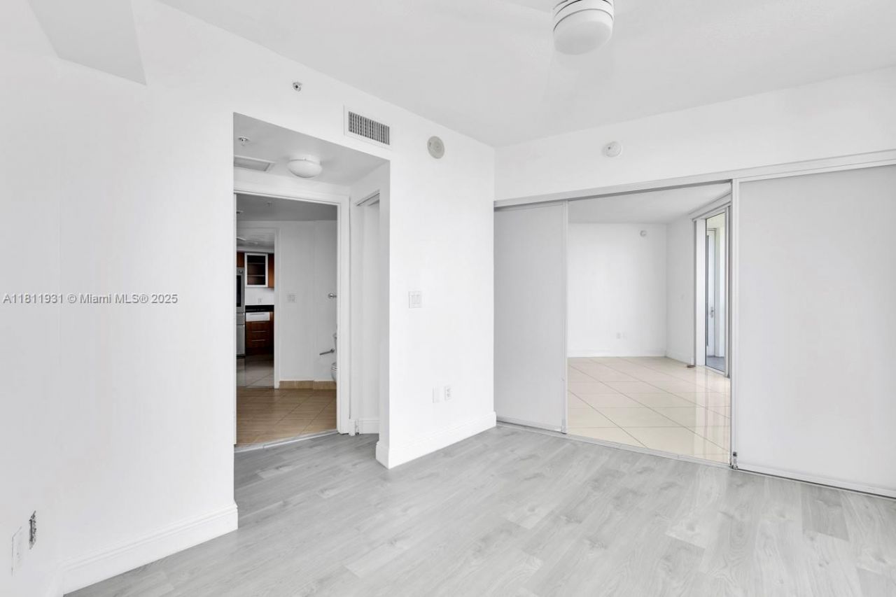 1750 N Bayshore Dr, Unit 4801, Miami, FL 33132 Photo