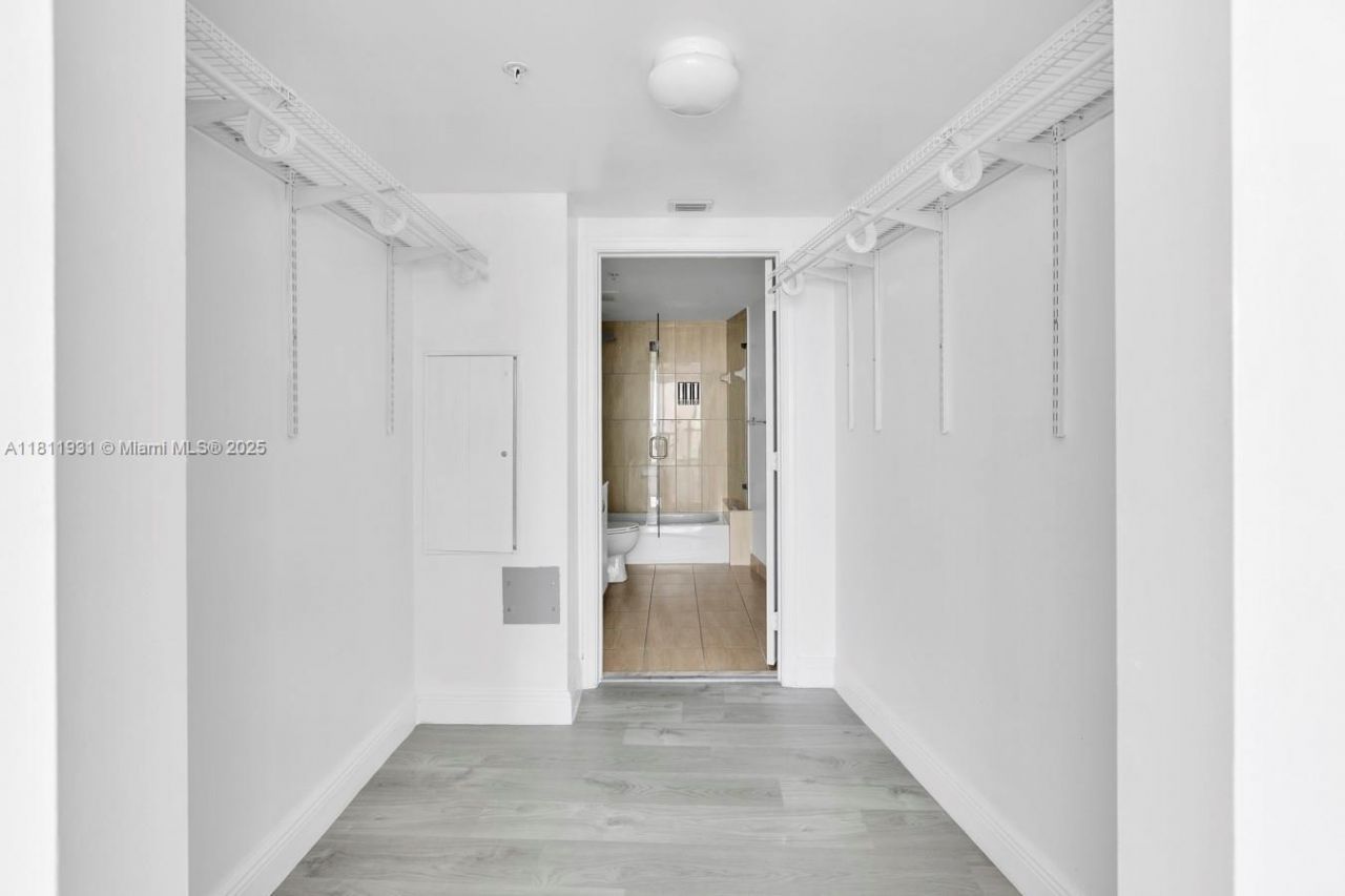 1750 N Bayshore Dr, Unit 4801, Miami, FL 33132 Photo