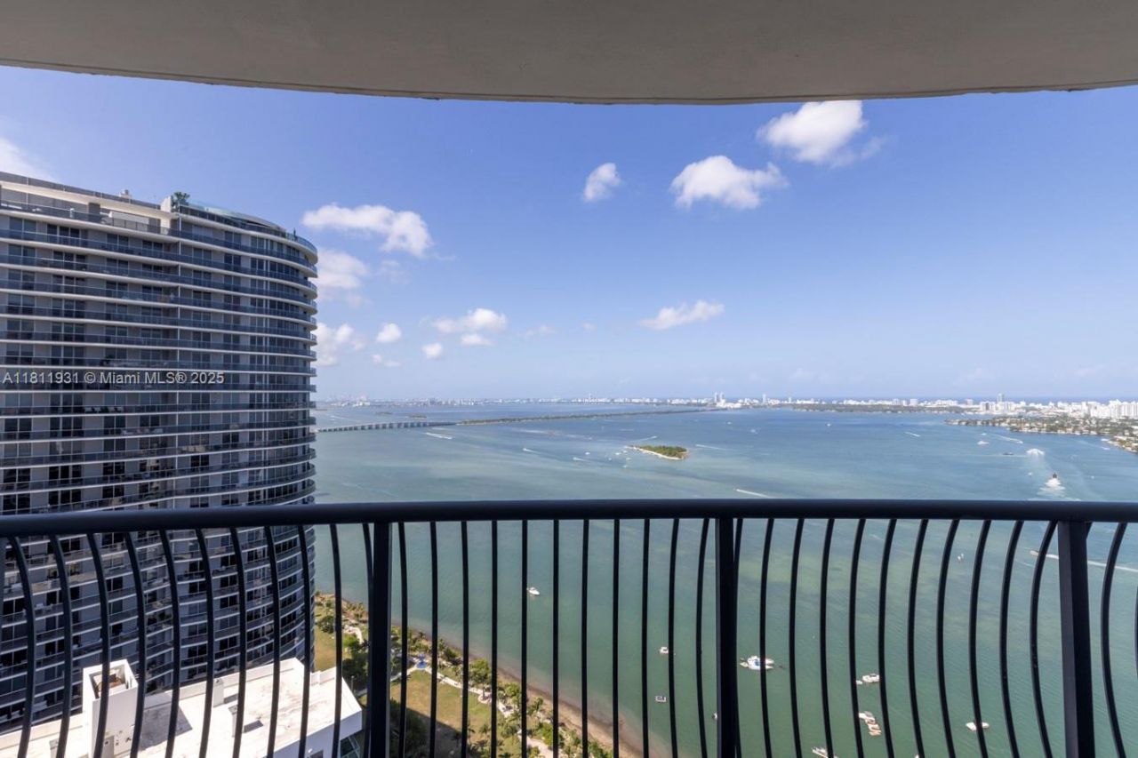 1750 N Bayshore Dr, Unit 4801, Miami, FL 33132 Photo
