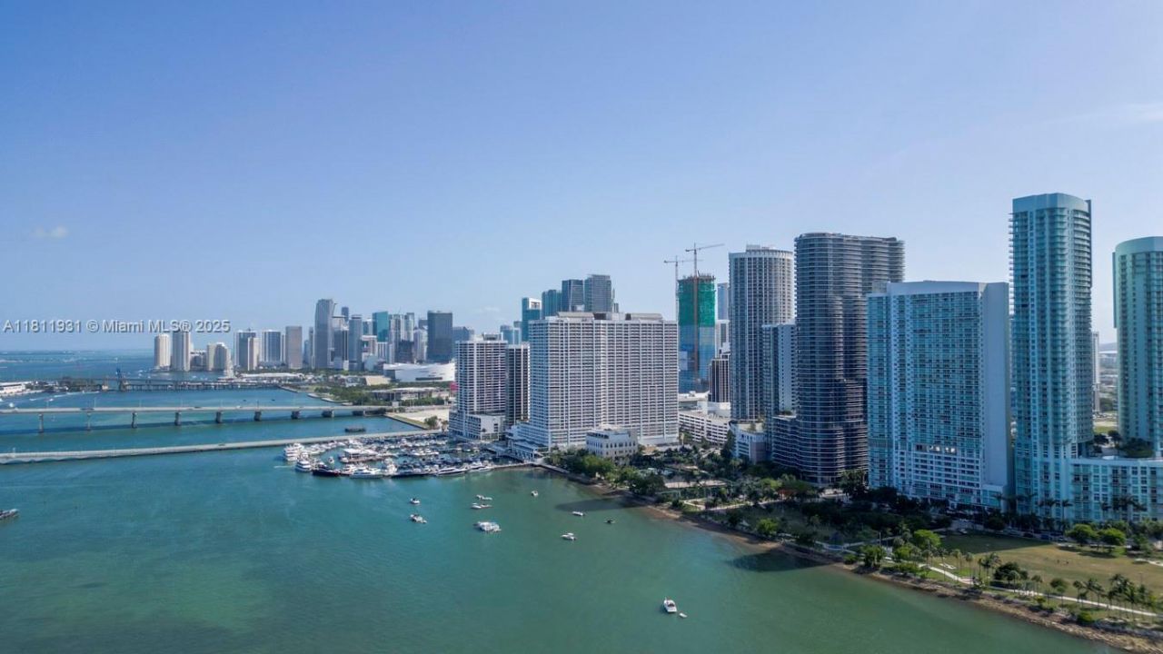 1750 N Bayshore Dr, Unit 4801, Miami, FL 33132 Photo