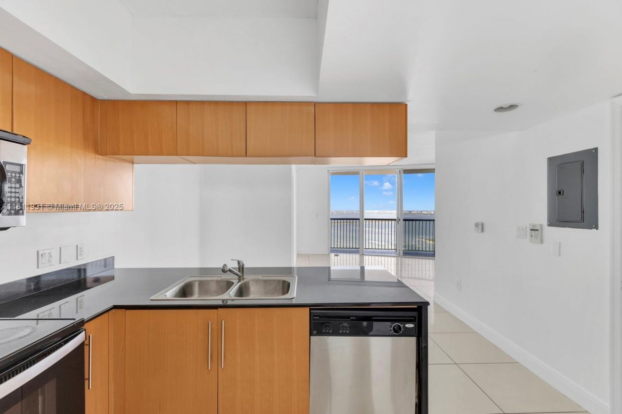 1750 N Bayshore Dr, Unit 4801, Miami, FL 33132 Photo