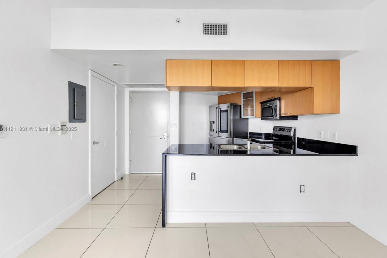 1750 N Bayshore Dr, Unit 4801, Miami, FL 33132 Photo