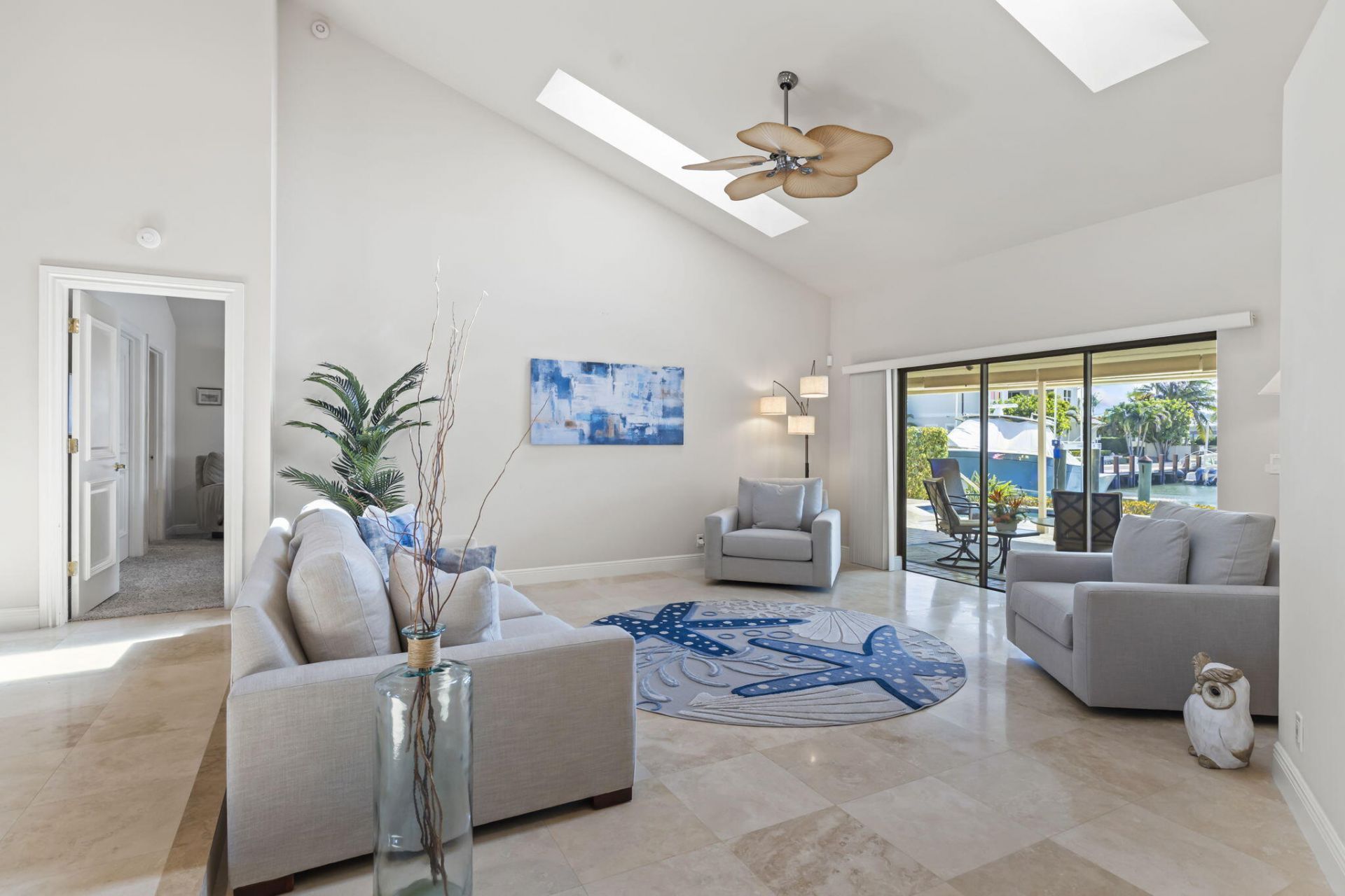 3819 N Ocean Drive, Singer Island, FL 33404 Photo