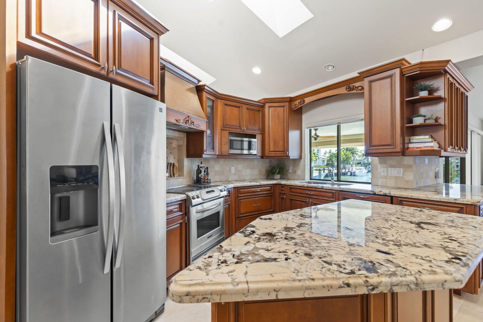 3819 N Ocean Drive, Singer Island, FL 33404 Photo