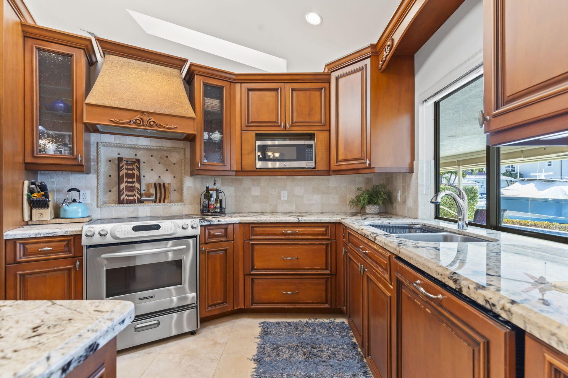 3819 N Ocean Drive, Singer Island, FL 33404 Photo